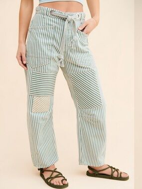 We the Free People Sz 31 Moxie Low Slung Railroad Jeans Minty Railroad Stripe